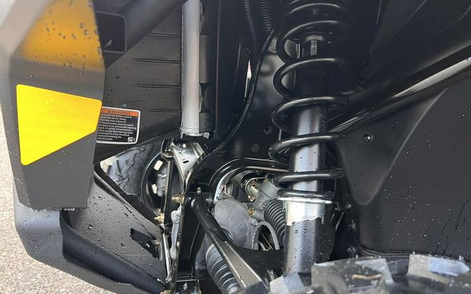 2026 Can-Am® Defender DPS HD9 Compass Green