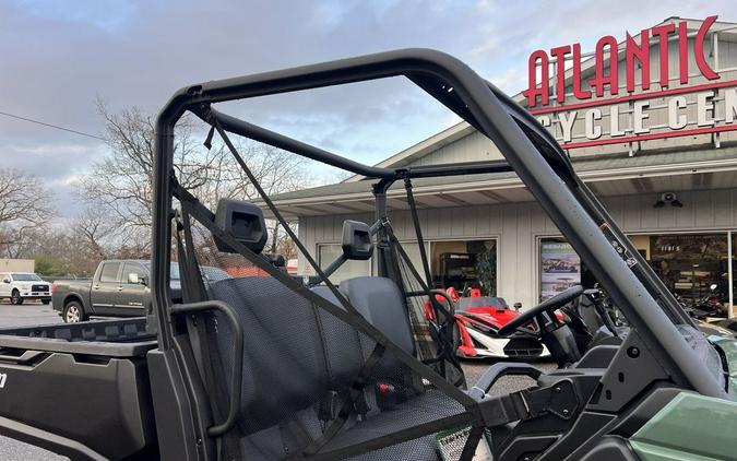 2026 Can-Am® Defender DPS HD9 Compass Green