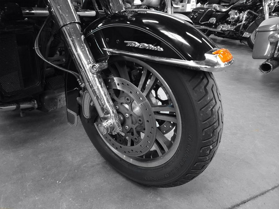 2016 Harley-Davidson® FLHTCUTG - Tri Glide® Ultra