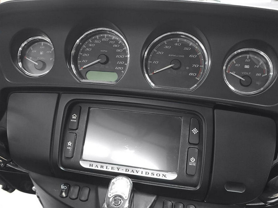 2016 Harley-Davidson® FLHTCUTG - Tri Glide® Ultra