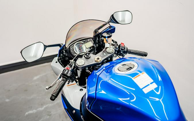 2012 Suzuki Motor of America Inc. GSX-R1000™