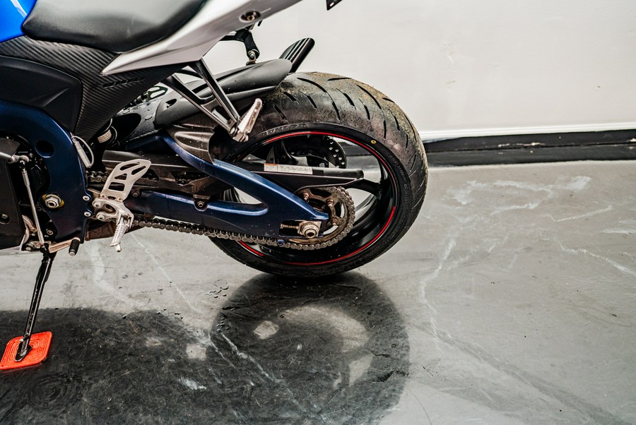 2012 Suzuki Motor of America Inc. GSX-R1000™