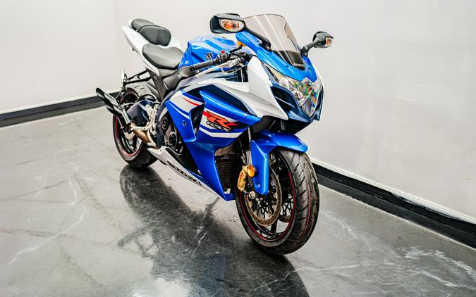 2012 Suzuki Motor of America Inc. GSX-R1000™