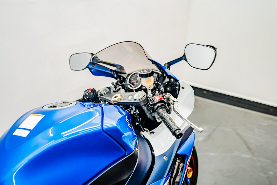 2012 Suzuki Motor of America Inc. GSX-R1000™