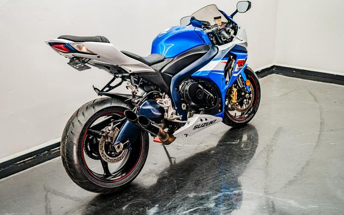 2012 Suzuki Motor of America Inc. GSX-R1000™