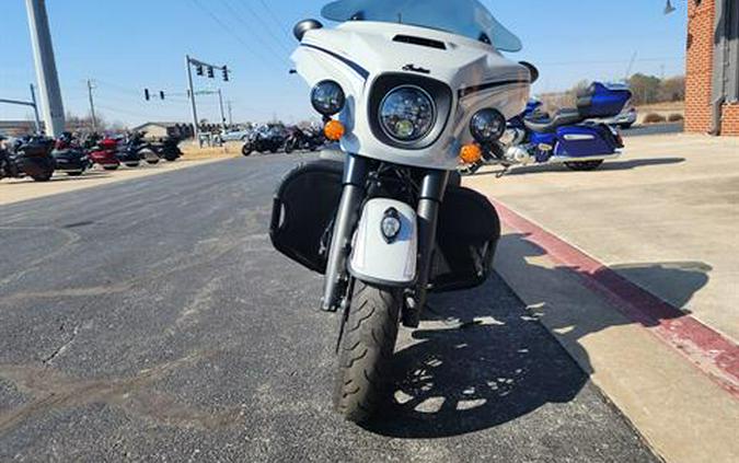 2020 Indian Motorcycle Chieftain® Dark Horse® Icon Series