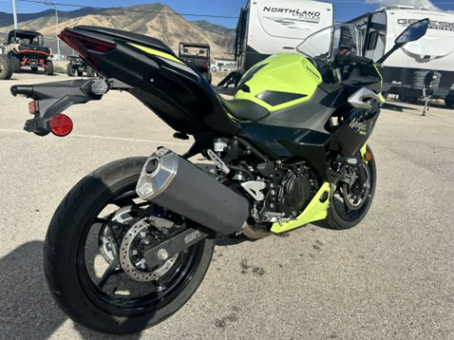 2026 Kawasaki NINJA® 500 SE ABS