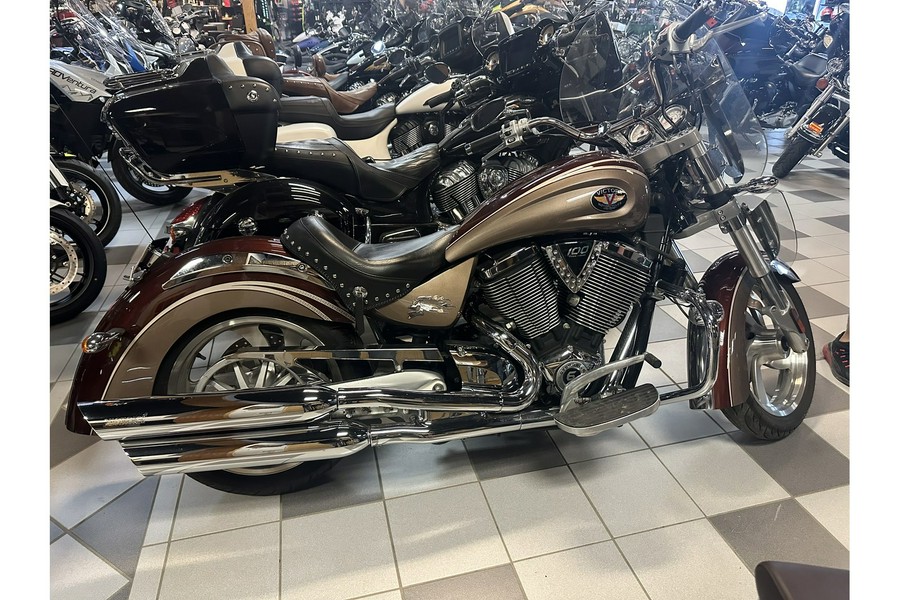 2006 Victory Motorcycles KingPin, 49ST, SED/SBEIGE