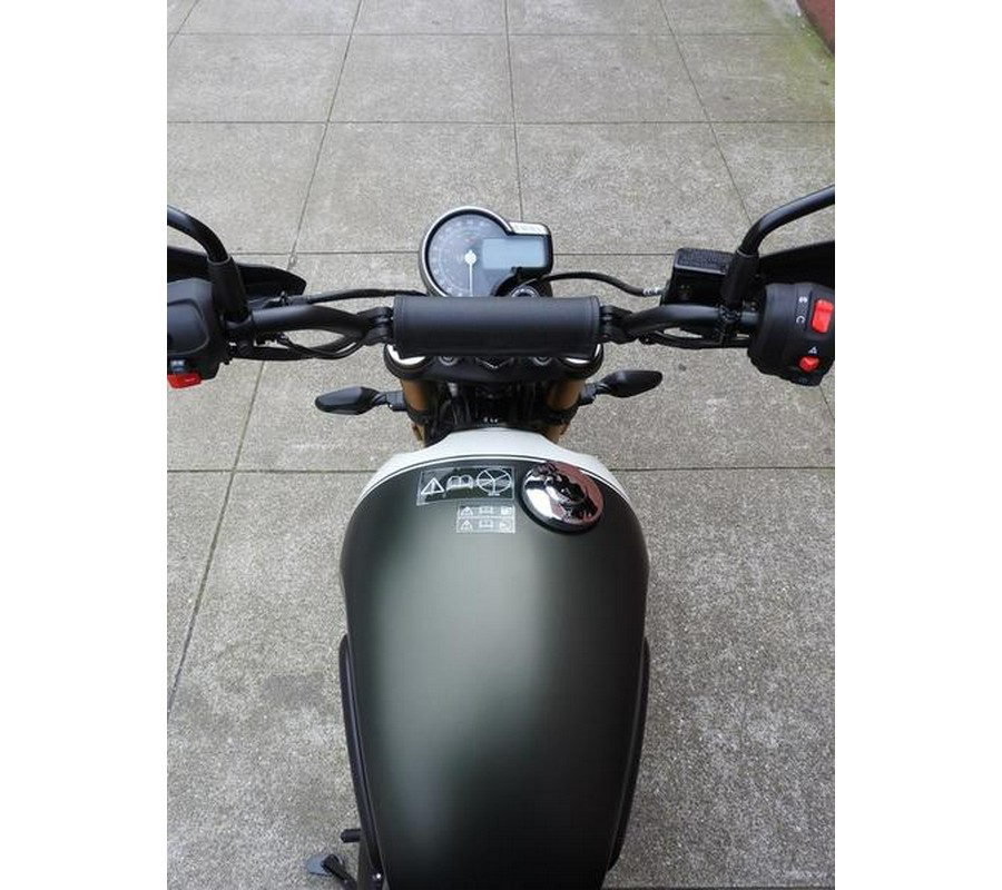 2024 Triumph Scrambler 400 X Matte Khaki Green / Fusion White