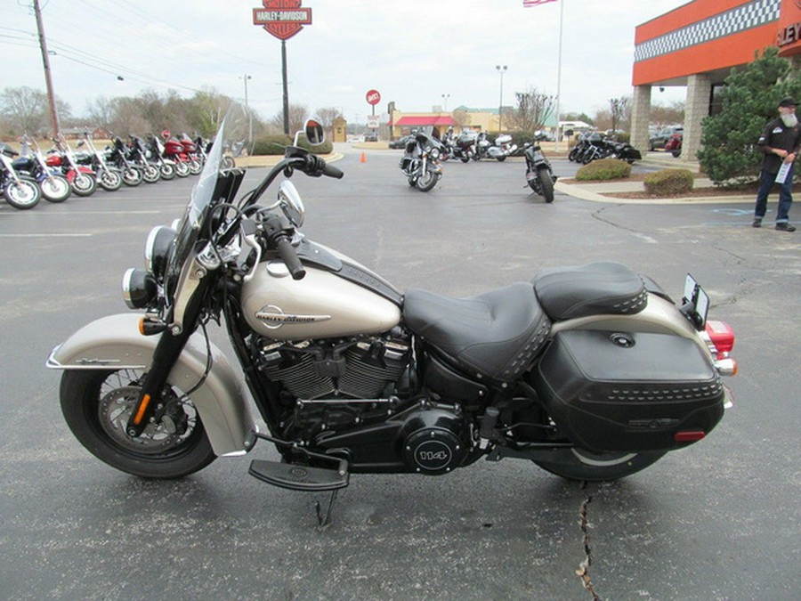 2018 Harley-Davidson FLHCS - Softail Heritage Classic 114