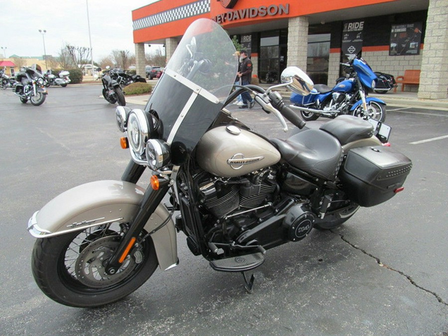 2018 Harley-Davidson FLHCS - Softail Heritage Classic 114