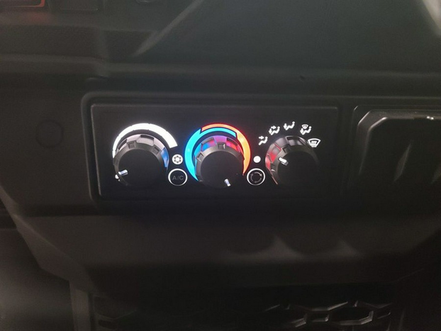 2026 Can-Am Defender MAX Limited HD11