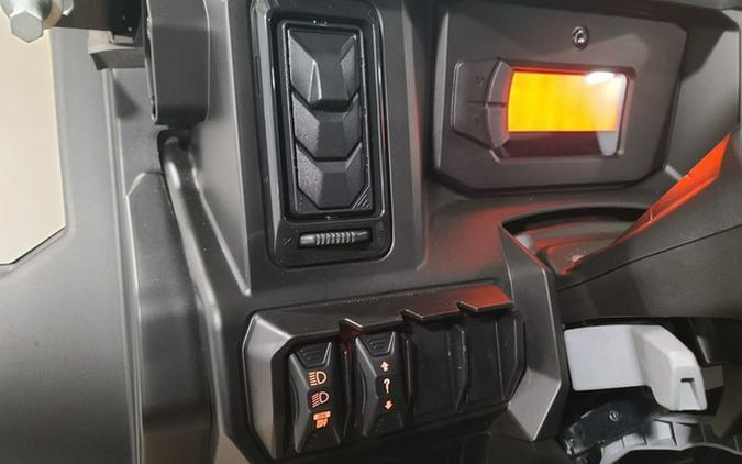 2026 Can-Am Defender MAX Limited HD11