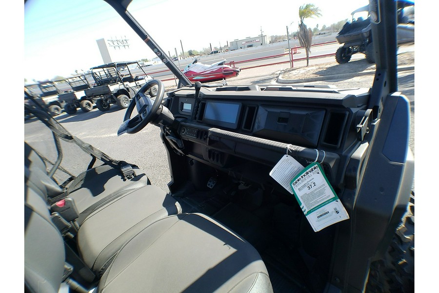 2026 DEF MAX XT 65 HD11 - Can-Am