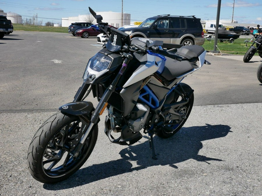 2023 CFMOTO 300 NK