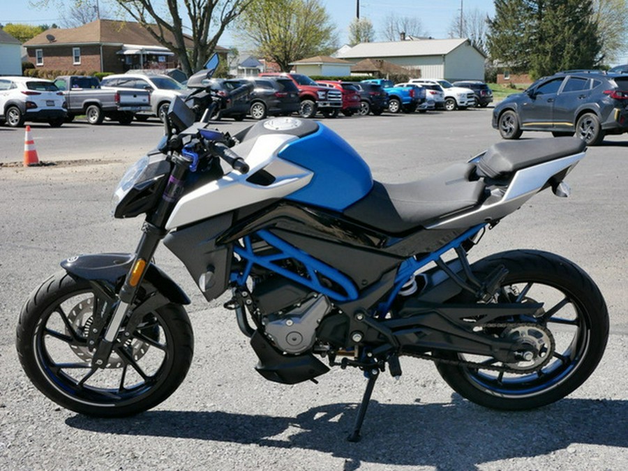2023 CFMOTO 300 NK