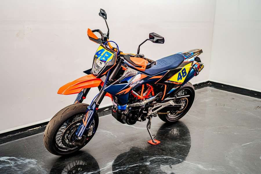 2026 KTM 690 SMC R