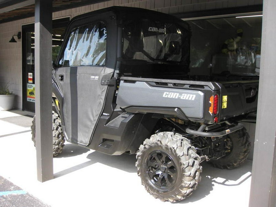 2023 Can-Am® Defender XT HD10
