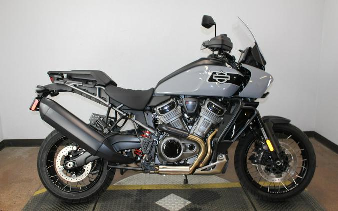 2026 Harley-Davidson® Pan America® 1250 Special Dark Billiard Gray Black Laced Wheels