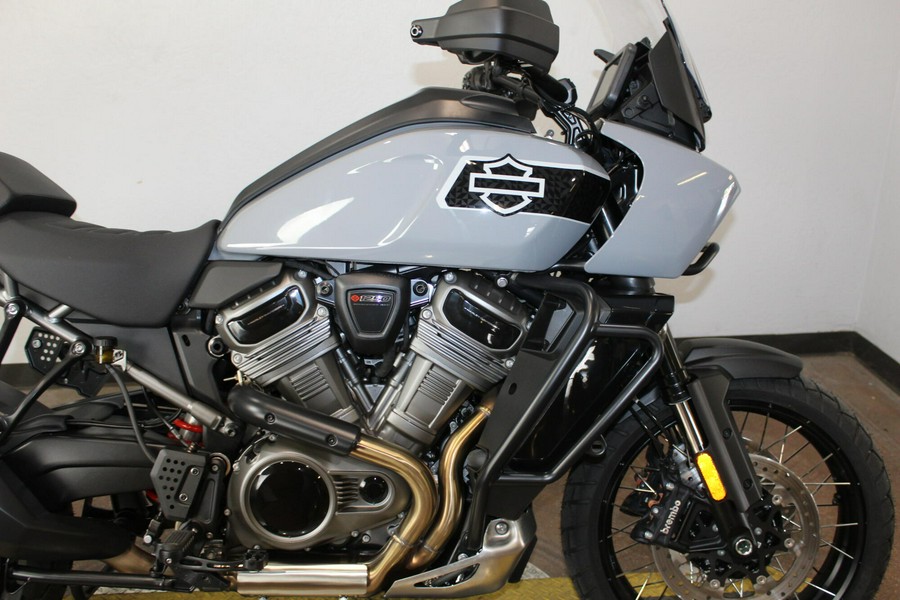 2026 Harley-Davidson® Pan America® 1250 Special Dark Billiard Gray Black Laced Wheels