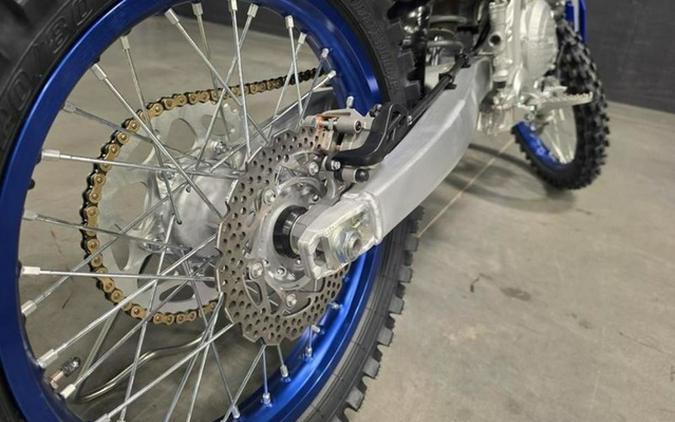 2027 Yamaha YZ450F