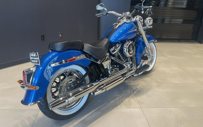 2018 Harley-Davidson Softail® Deluxe 107