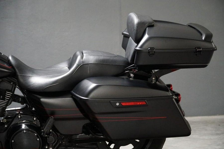 2015 Harley-Davidson® FLHXS - Street Glide® Special