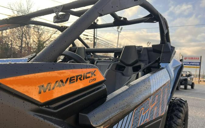 2026 Can-Am® Maverick X3 DS Turbo Scandi Blue & Orange Crush
