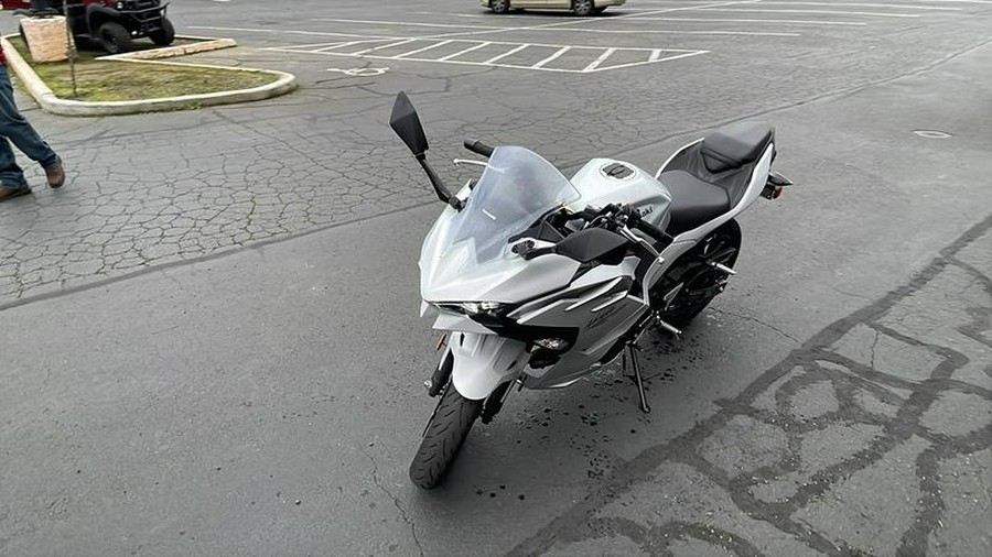 2025 Kawasaki Ninja® 500 ABS