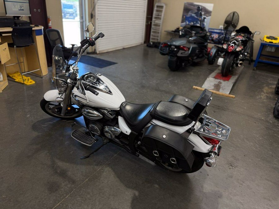 2013 Yamaha V Star® 950 Tourer