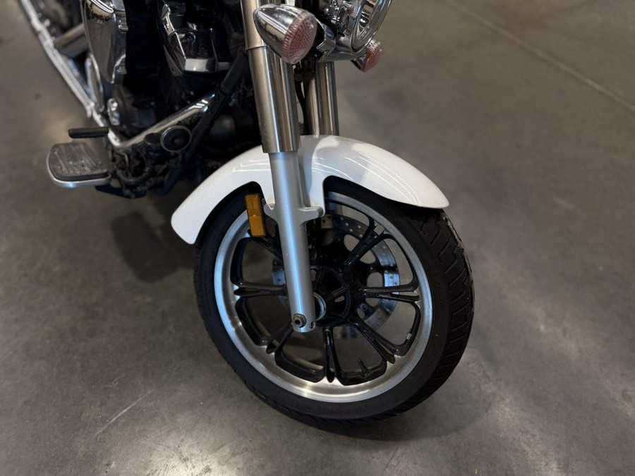 2013 Yamaha V Star® 950 Tourer