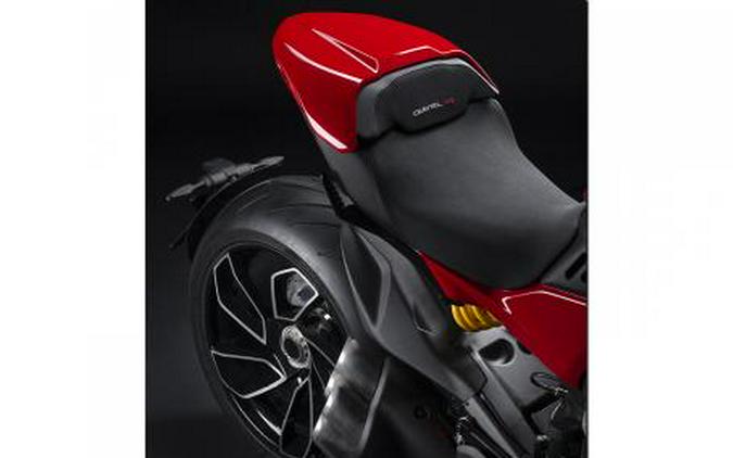 2023 Ducati Diavel V4 Demo w/ Full Warranty - $1,073 Savings!*