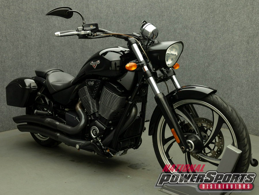 2013 VICTORY VEGAS 8 BALL