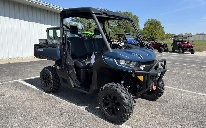 2025 Can-Am® Defender XT HD10