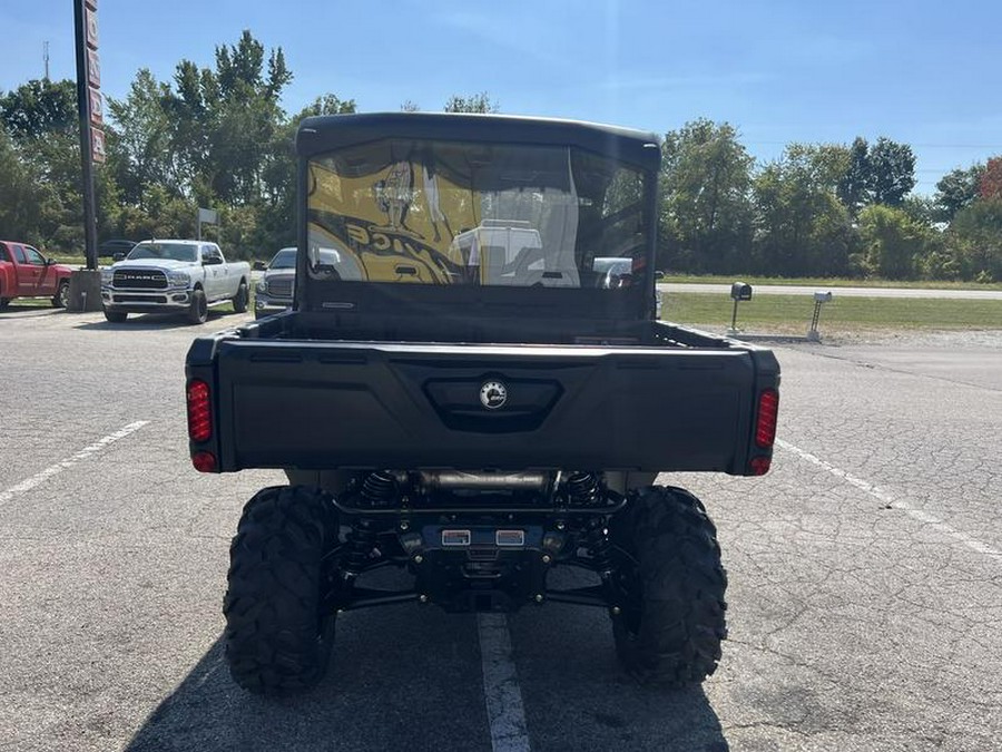 2025 Can-Am® Defender XT HD10