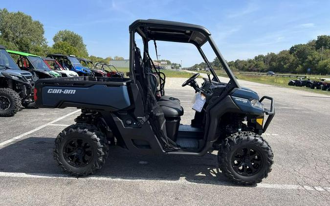2025 Can-Am® Defender XT HD10