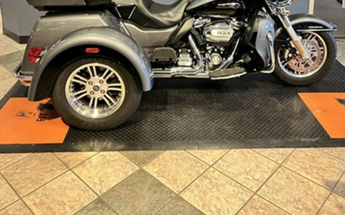 2021 Harley-Davidson Trike FLHTCUTG - Tri Glide Ultra