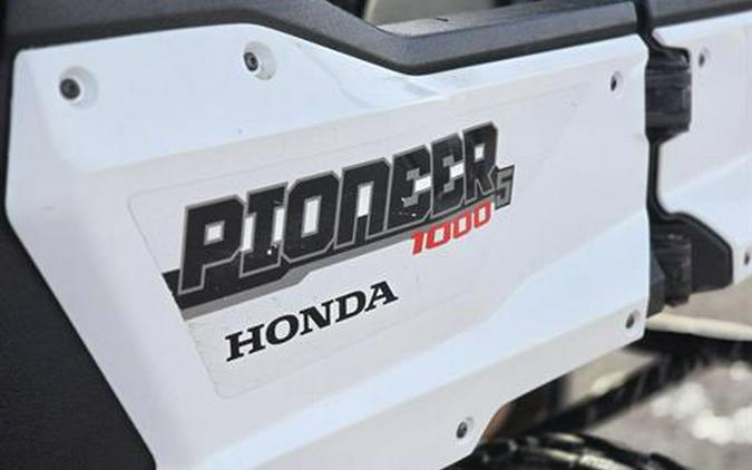 2016 Honda Pioneer 1000-5 Deluxe