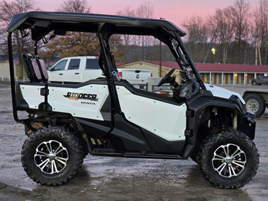 2016 Honda Pioneer 1000-5 Deluxe