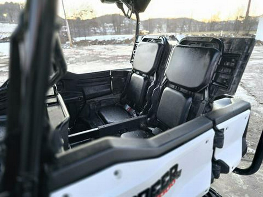 2016 Honda Pioneer 1000-5 Deluxe