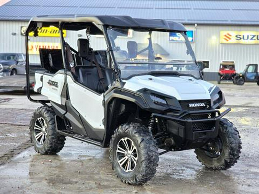 2016 Honda Pioneer 1000-5 Deluxe