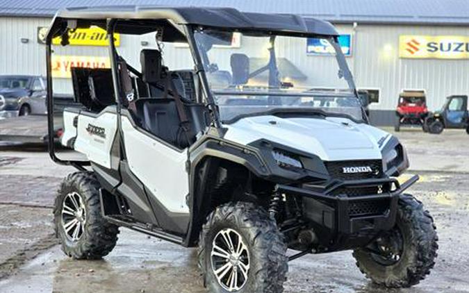 2016 Honda Pioneer 1000-5 Deluxe