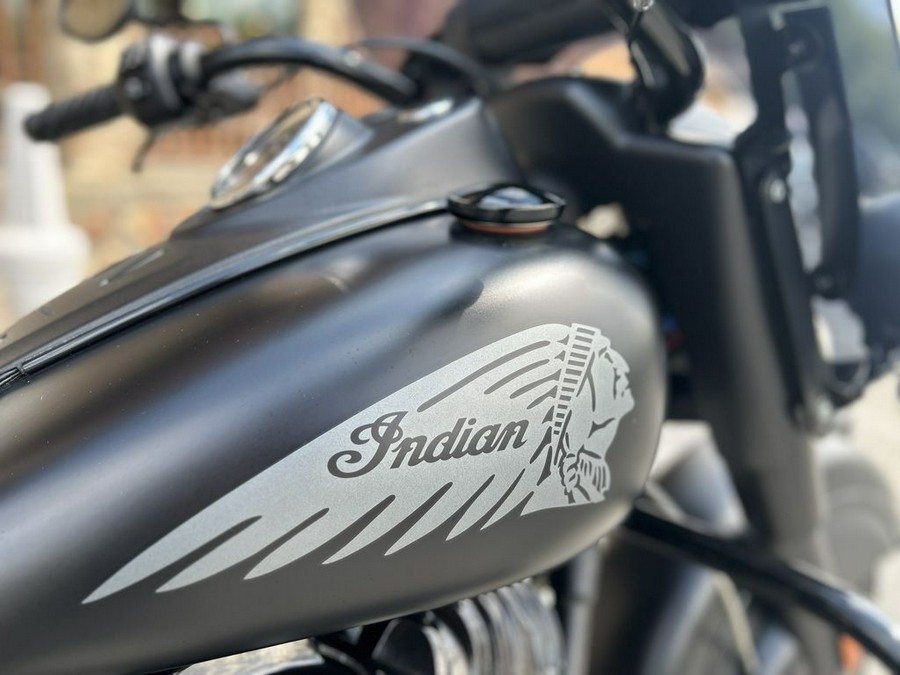 2019 Indian Motorcycle® Chief Dark Horse® Thunder Black Smoke
