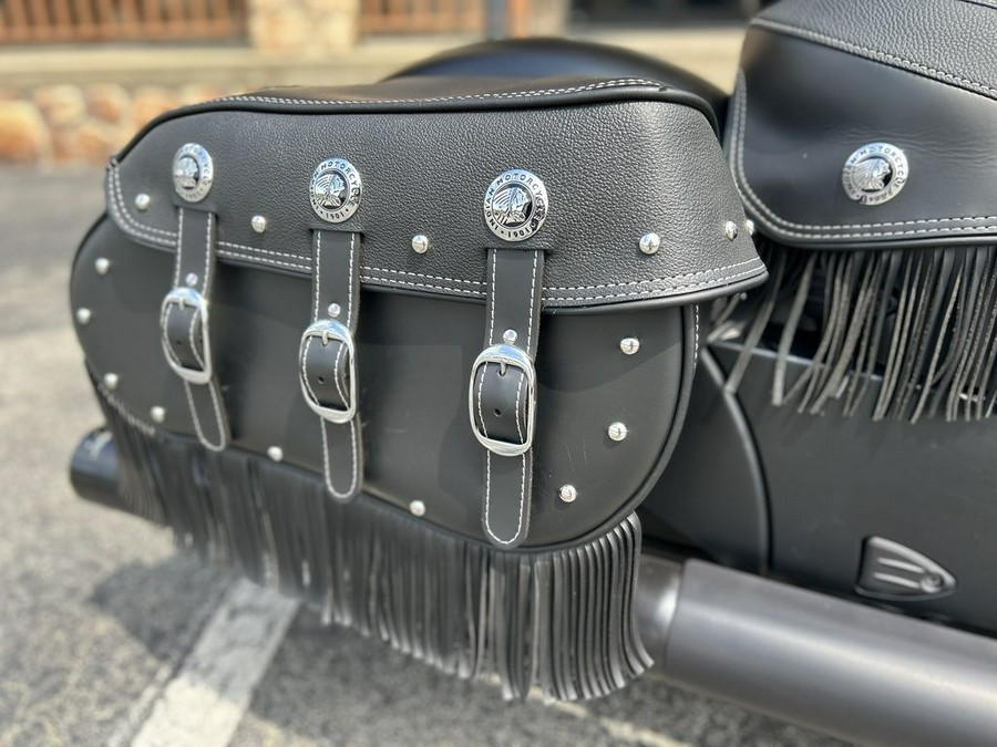 2019 Indian Motorcycle® Chief Dark Horse® Thunder Black Smoke