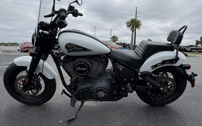 2024 Indian Chief Bobber Ghost White Metallic Smoke
