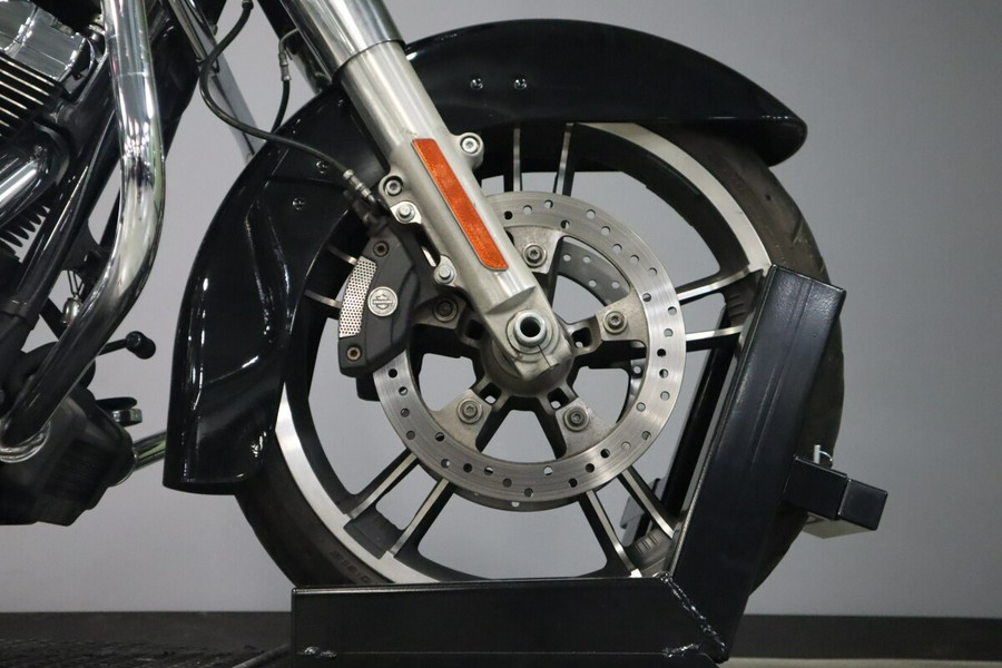 2014 Harley-Davidson Street Glide FLHX