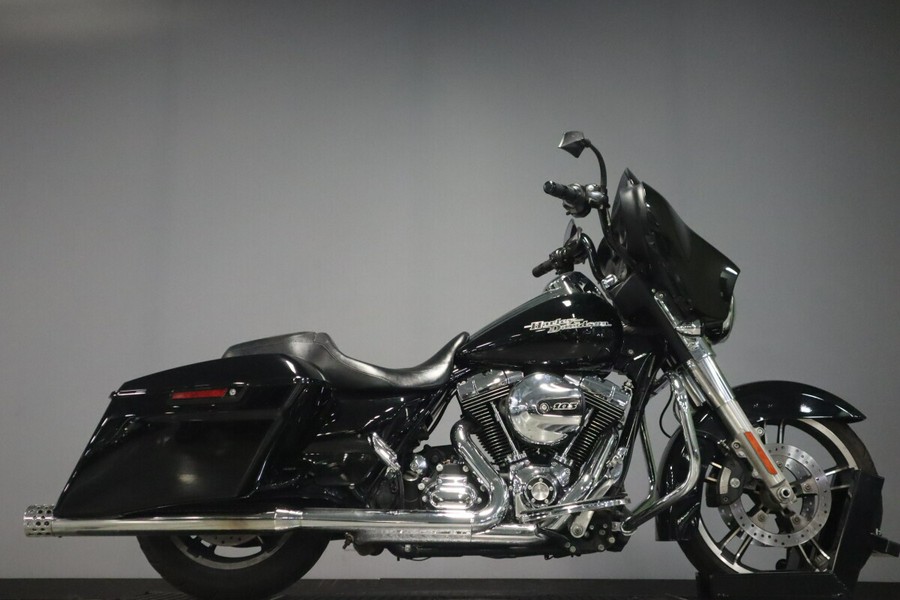 2014 Harley-Davidson Street Glide FLHX