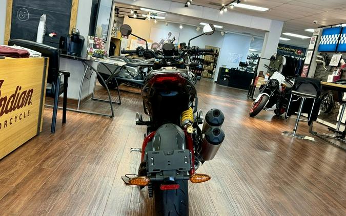 2024 Indian Motorcycle® FTR R Carbon Carbon Fiber