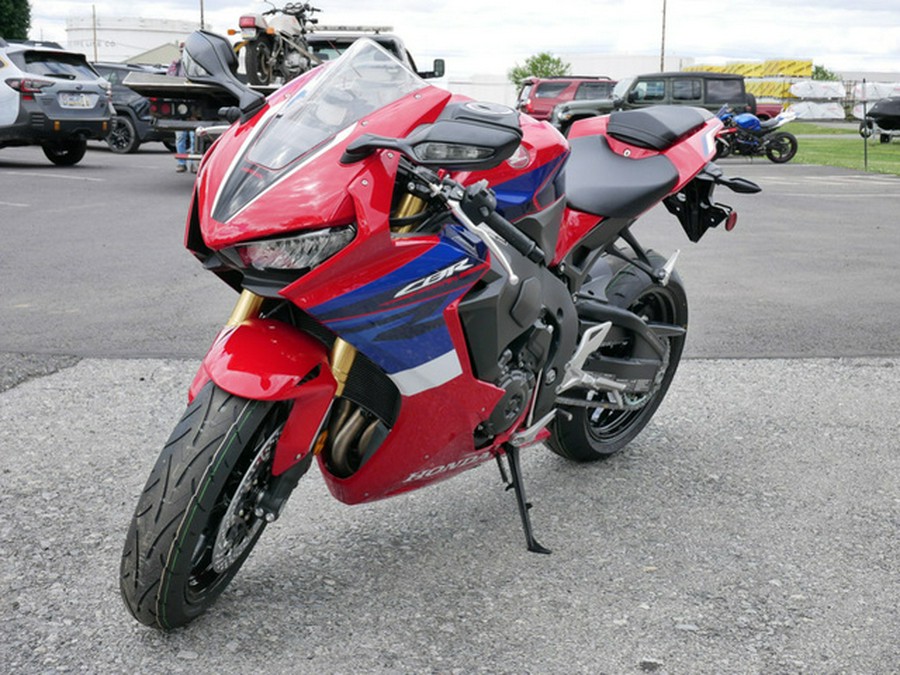 2024 Honda CBR1000RRR