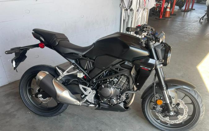 2025 Honda CB300R ABS